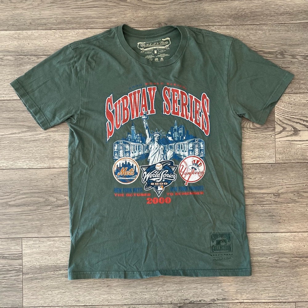 Mitchell & Ness Unisex Short Sleeve T-Shirt Subway Series 2000 Mets Yankees Y2K